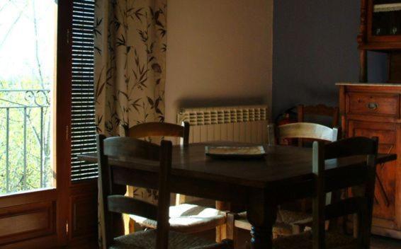 Apartamentos Casa Vidal Adahuesca 部屋 写真