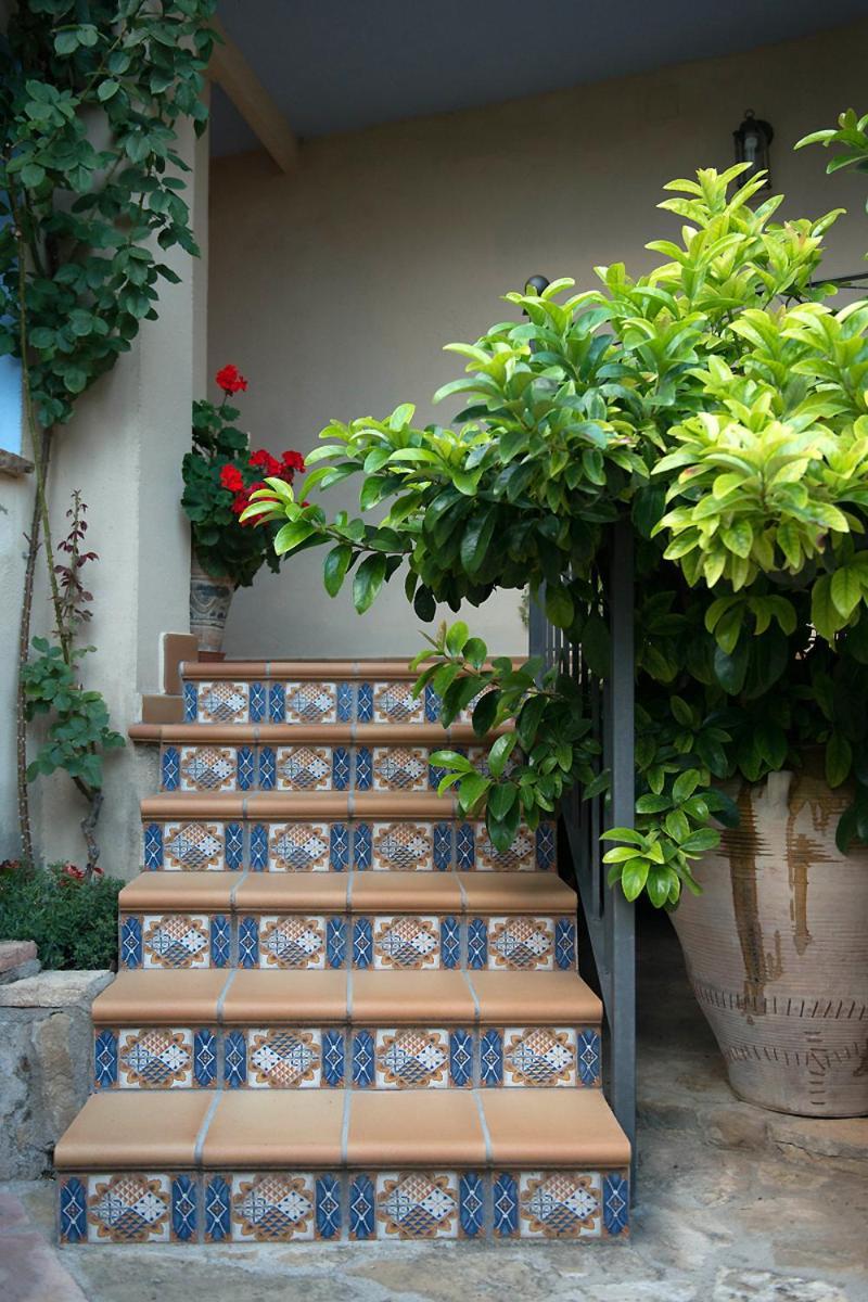 Apartamentos Casa Vidal Adahuesca エクステリア 写真